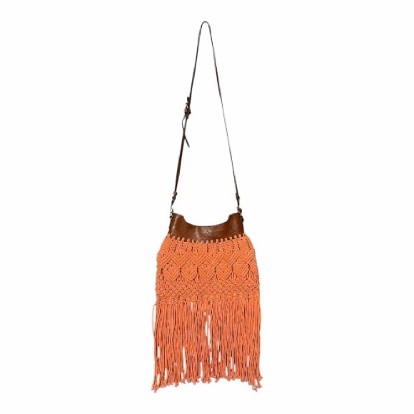 Patricia Nash Handbags - Patricia Nash Coral Macrame Fringe Crossbody bag Boho woven leather specialty